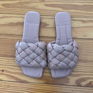 Marc Fisher sandals - like new!